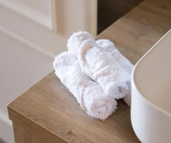 Appartement Nima 2, Modern-style In The Heart Of Rethimno! *