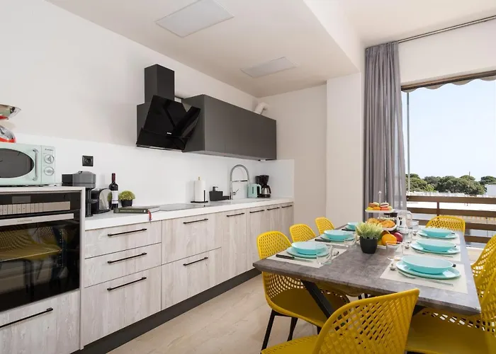 Nima 2, Modern-style In The Heart Of Rethimno! Appartement *